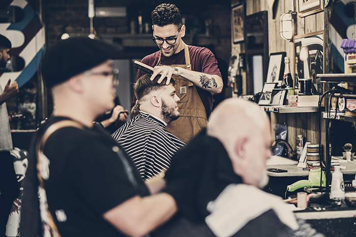 Foto// Cuts & Bruises Barbershop